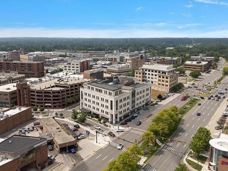 34901 Woodward Ave #5 — Photo 78