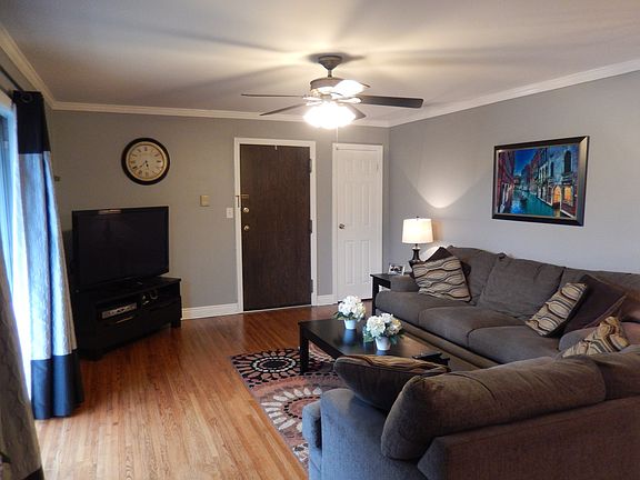 2nd image of 421 Bloomfield Ave #D4-204