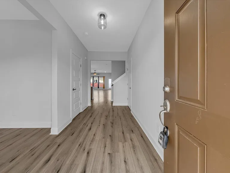 1121 Carlisle Pl — Photo 14