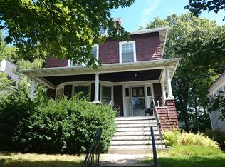 51 Manthorne Rd, West Roxbury, MA 02132