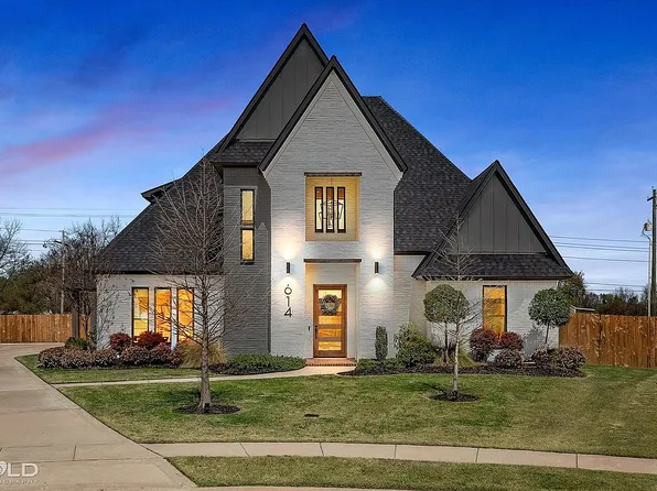 614 Corinth Cir, Bossier City, LA 71111
