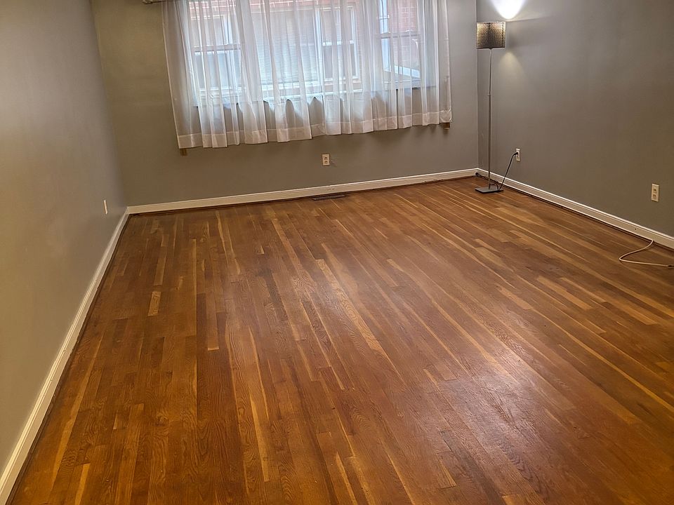 1st image of 3416 Grove Ave APT 4