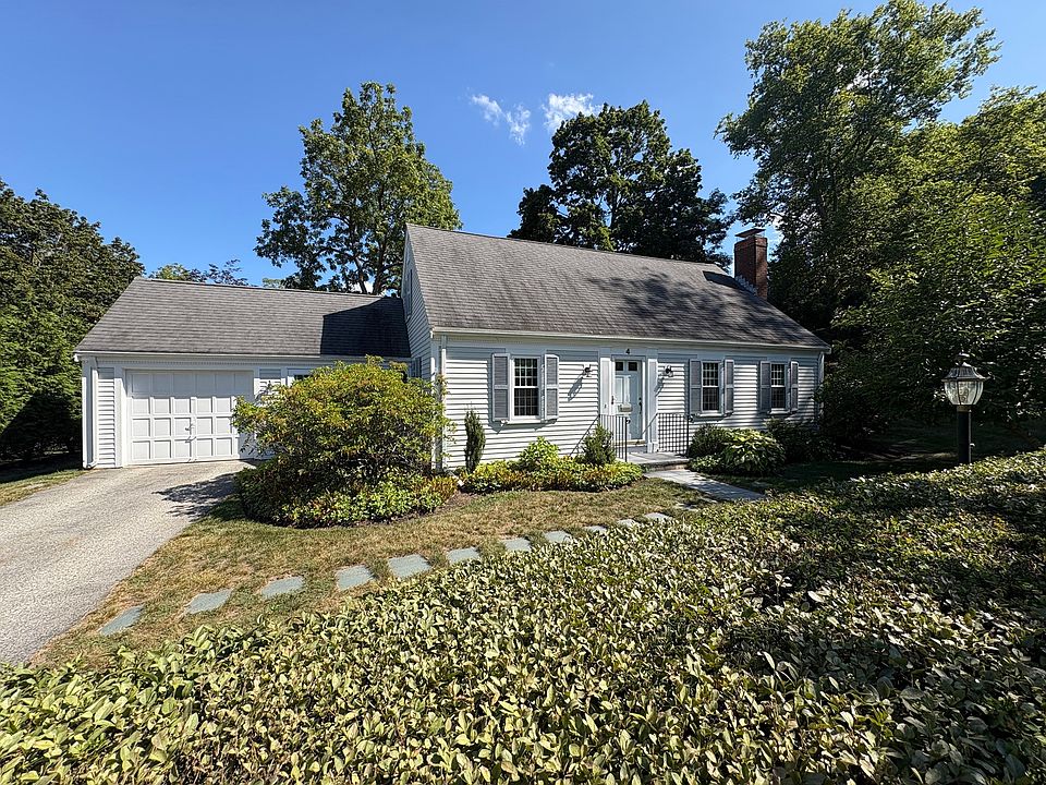 1st image of 4 Home Meadows Ln