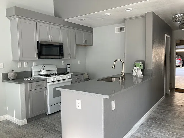 25567 Prospect Ave — Photo 6