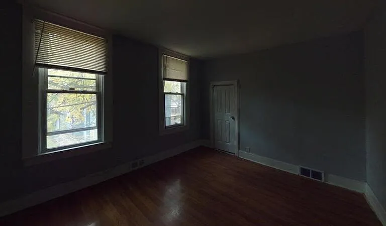 10 Locust St — Photo 12