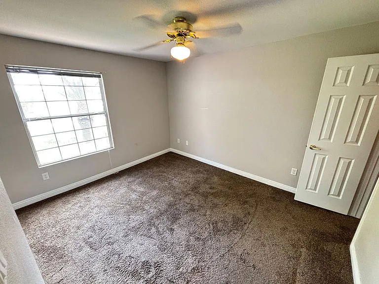 231 W Horizon Ridge Pkwy #124 — Photo 14