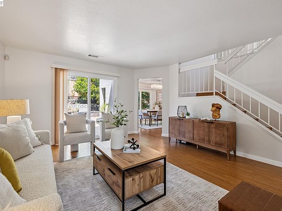 5th image of 28086 Thorup Ln