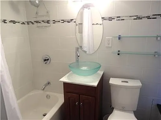 Rented by Triumph Property Group | media 19