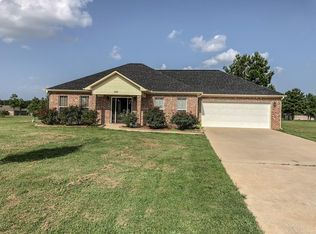 227 Tyler Rd, Starkville, MS 39759