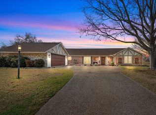 5213 Links Dr, Waco, TX 76708