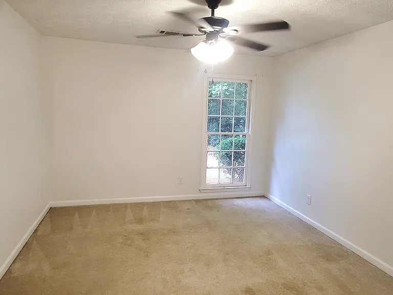 27 Simonton Ct — Photo 8
