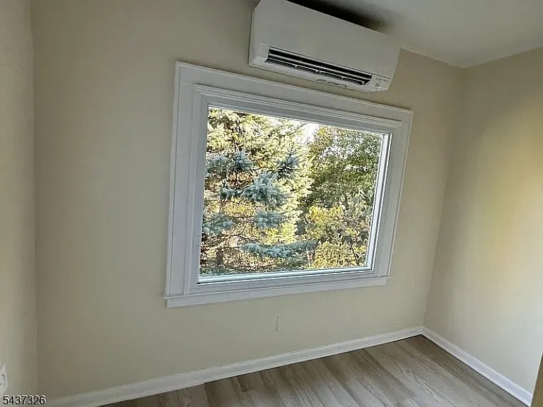 249 Speedwell Ave — Photo 9