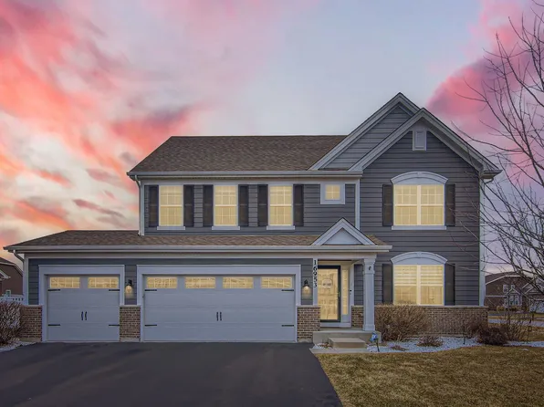 16953 S Callie Dr, Plainfield, IL 60586