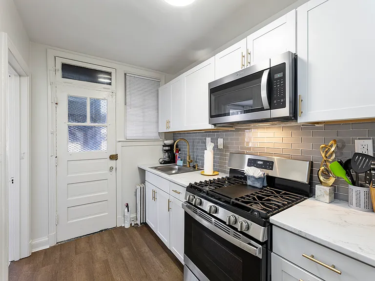 4348 Southern Ave SE — Photo 32