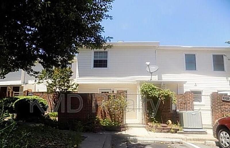 1st image of 11053 Hunter Trail Ln