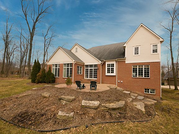 4th image of 8243 Trafford Ct #11