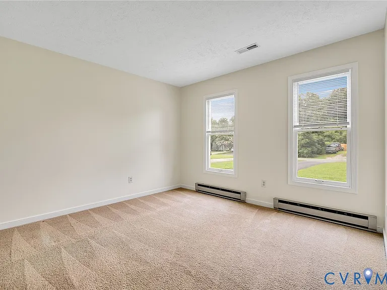 7432 Shire Pkwy — Photo 12