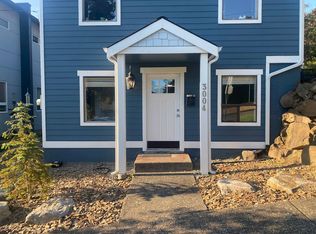 3004 W Barrett St, Seattle, WA 98199