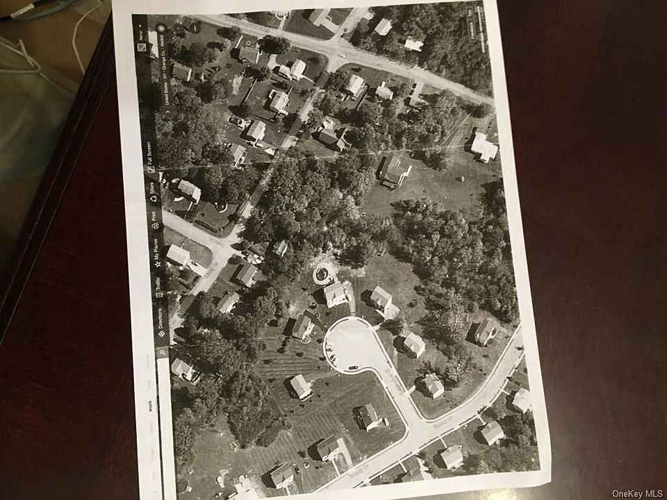 2nd image of 11 Marcy Ln