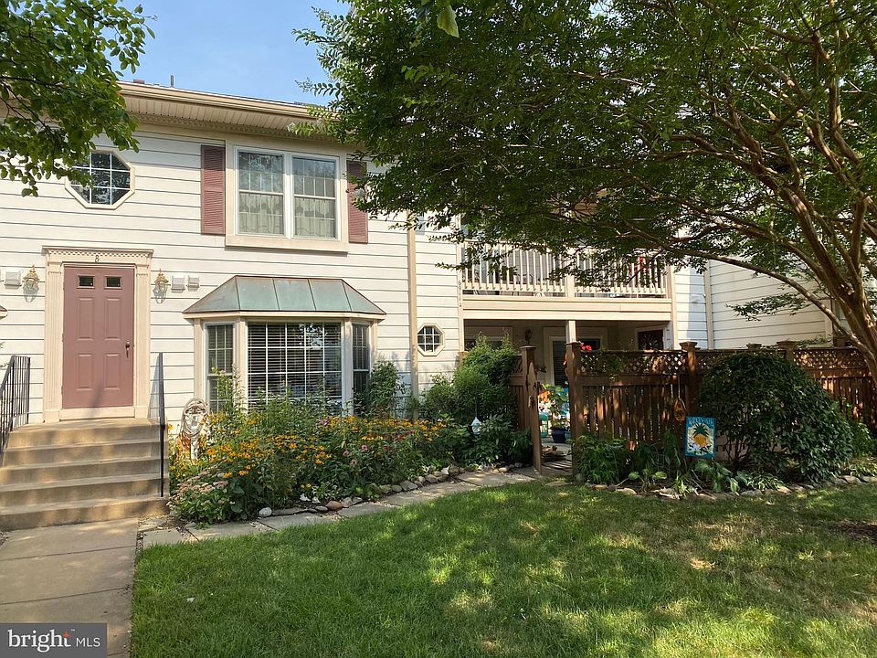 1st image of 6911A Sandra Marie Cir