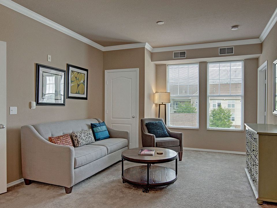Stoneleigh Living Room With View