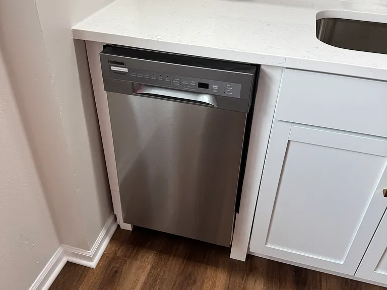 1555 N Milwaukee Ave #43 — Photo 3