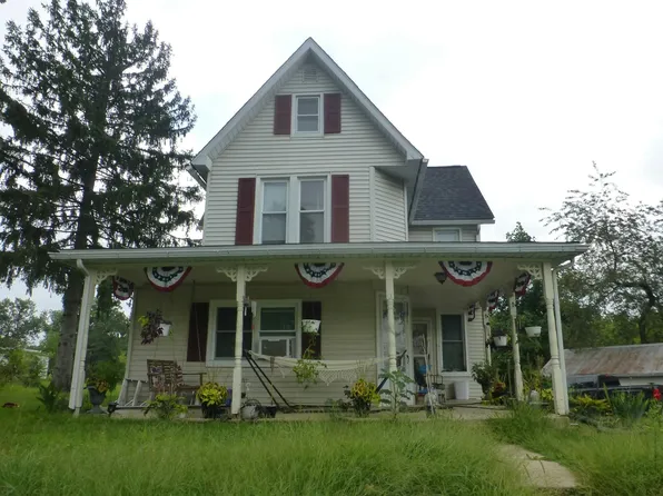 258 W Main St, Reinholds, PA 17569
