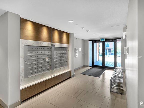 3rd image of 3462 Ross Dr #107