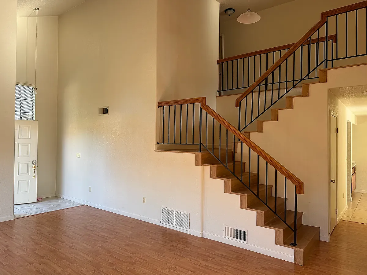 5559 Cerro Norte Dr — Photo 4