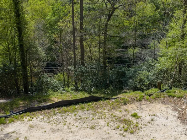 100 E Hicks Road, Highlands, NC 28741