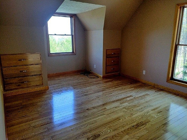 1st image of 211 Wolfe Run Ln