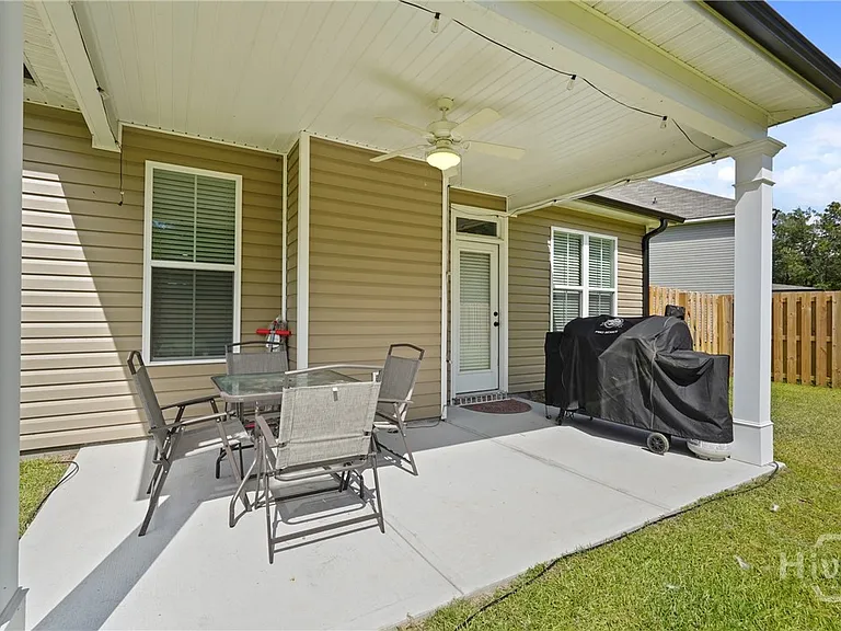 138 Sams Dr — Photo 27