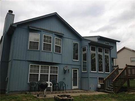 2nd image of 12321 Crystal Ave