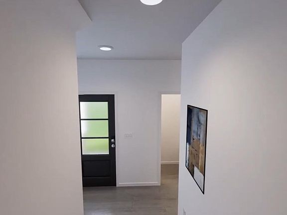 5th image of 2207 Salinas Dr