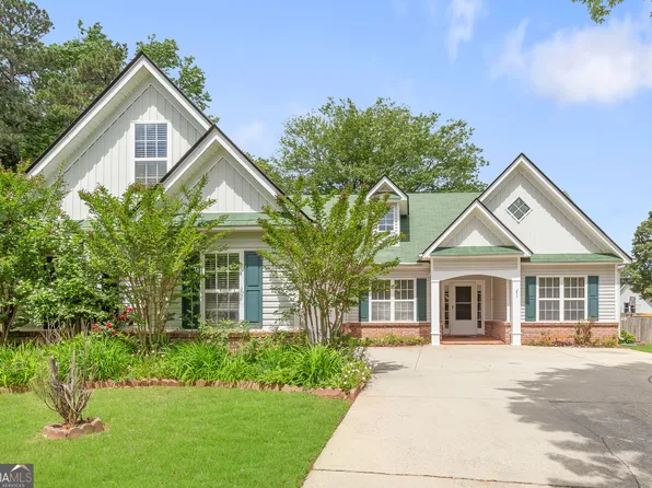 2340 Landrum Ct, Lawrenceville, GA 30043
