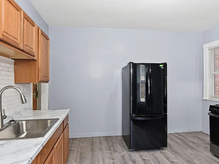 3 Moreland St #3 — Photo 2