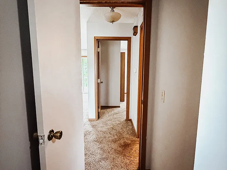 3211 Squire Ln — Photo 28