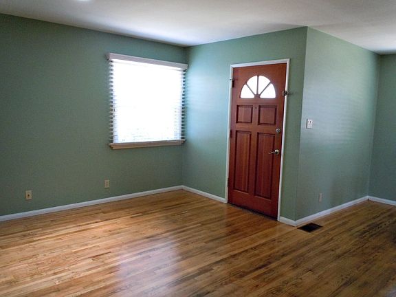 4th image of 504 N Lucia Ave