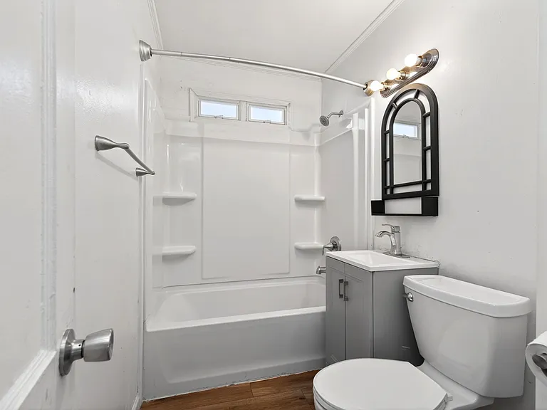 45 Robert St — Photo 12