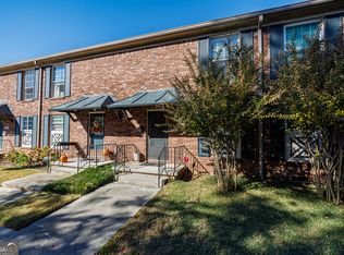 5678 Kingsport Dr, Sandy Springs, GA 30342