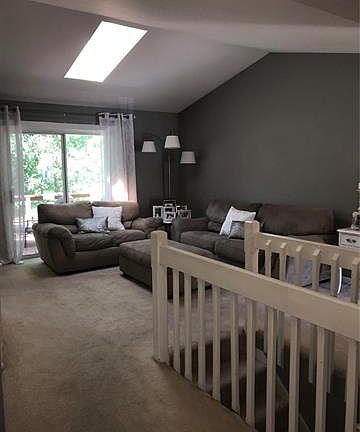 3rd image of 413 Cambridge Pl #B