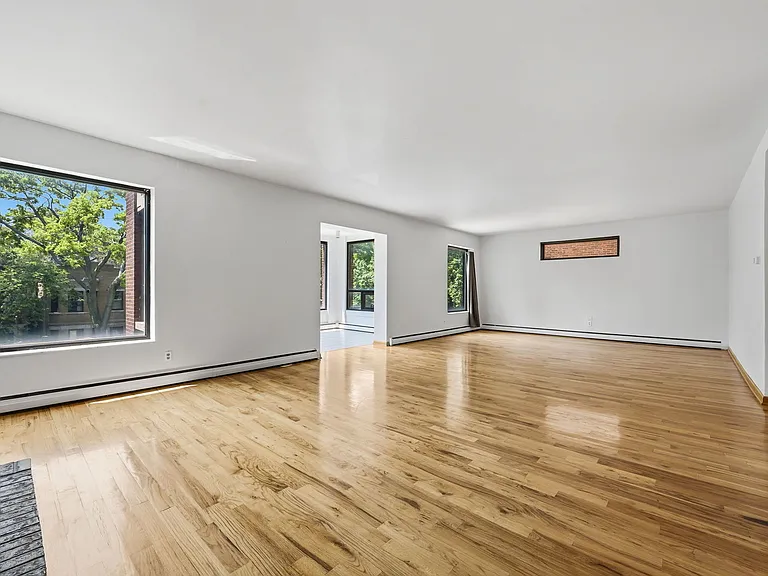 5229 S Greenwood Ave #3 — Photo 9