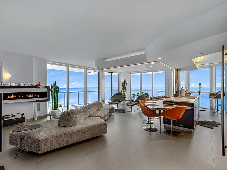 6365 Collins Ave #2301 — Photo 2