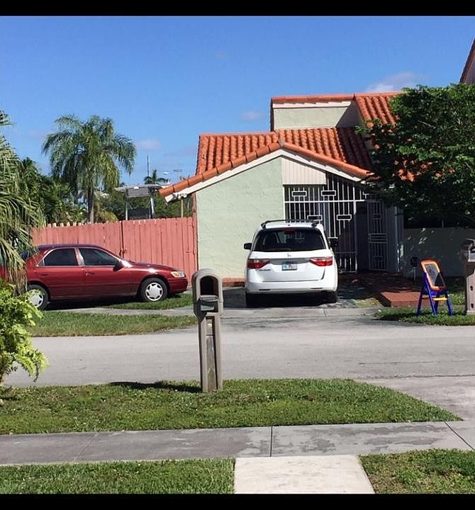 1st image of 1501 SW 118th Ave #A