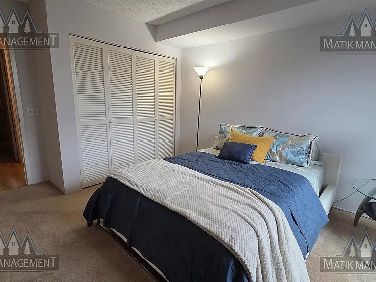 207 5th Ave SW #208 — Photo 40