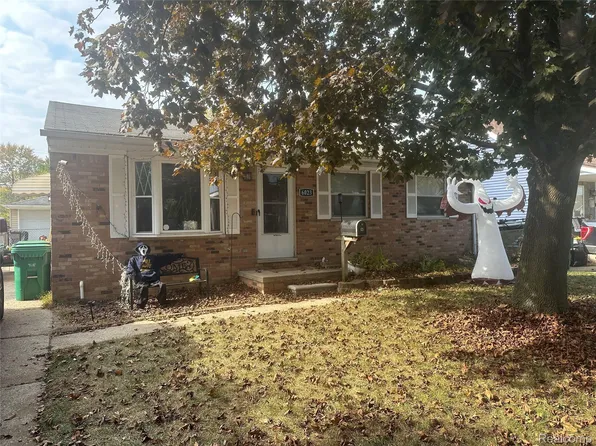 6023 Gilman St, Garden City, MI 48135