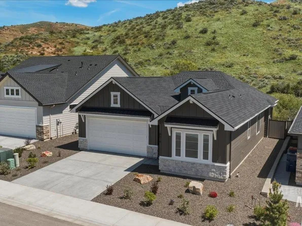 6519 E Richter Dr, Horseshoe Bend, ID 83629