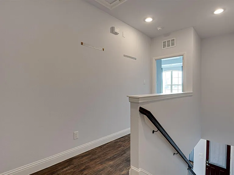 8447 Jacobs St — Photo 13