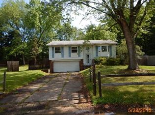 5099 Fawn Dr, Akron, OH 44319