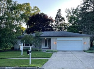 10557 Jo Ann Ln, Plymouth, MI 48170